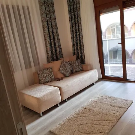 Boncorno Apartment *